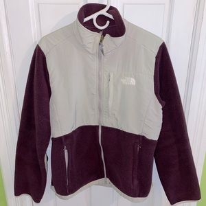 Women’s Denali North Face, size L